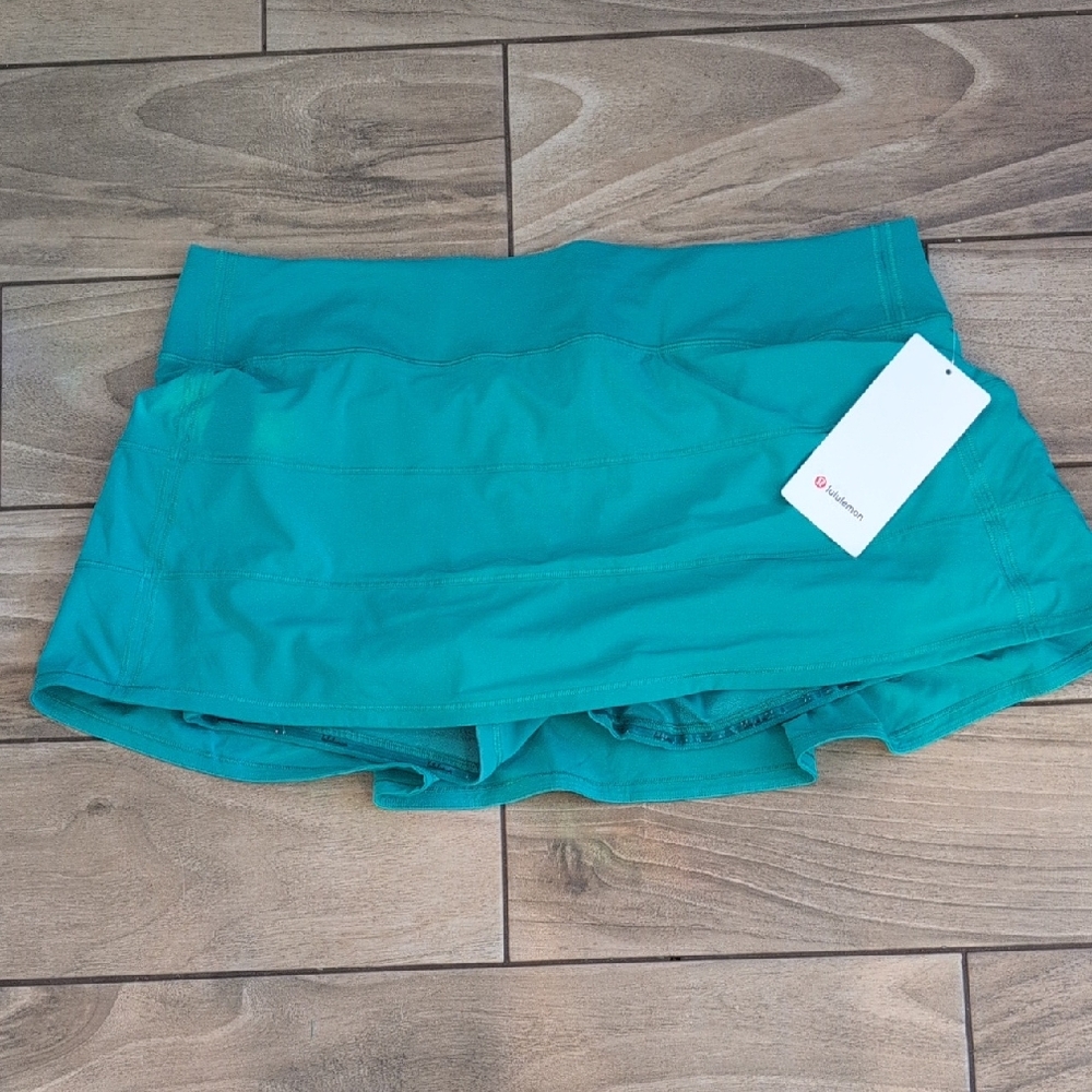 Lululemon Athletica Green Skort Size 14
